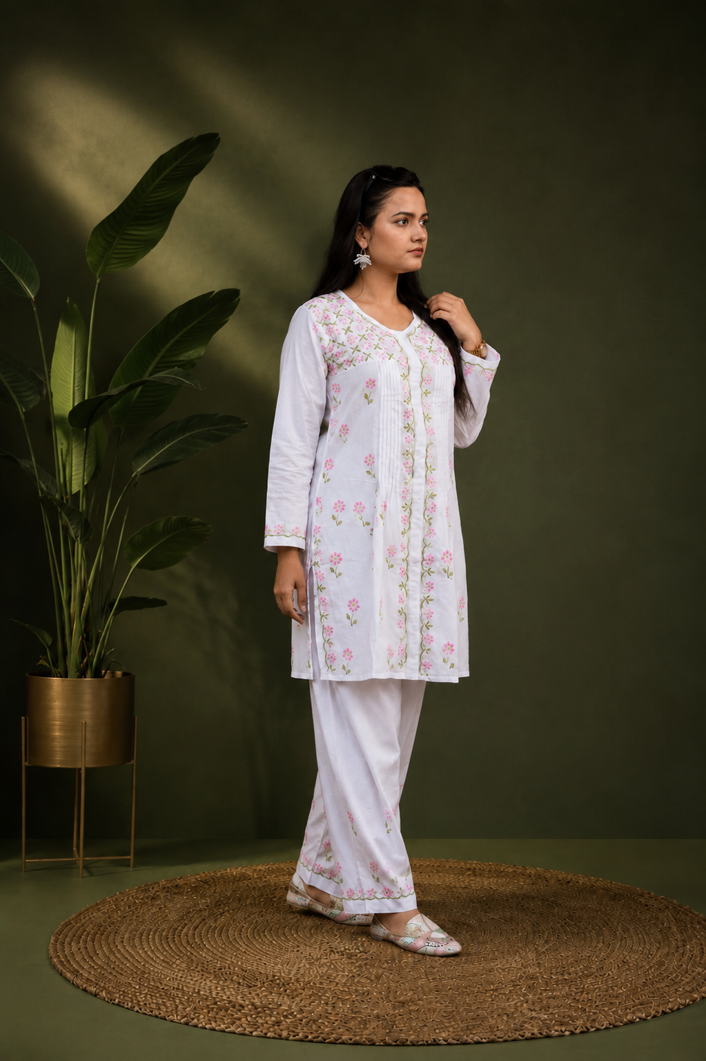 Pant White